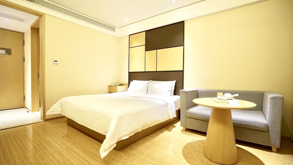 Ji Hotel Shanghai Oriental Pearl Tower Exterior foto